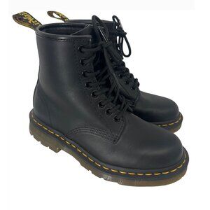 Dr. Martens Air Wair Black Leather Lace Up Ankle Combat Cushioned Boots US 6 New